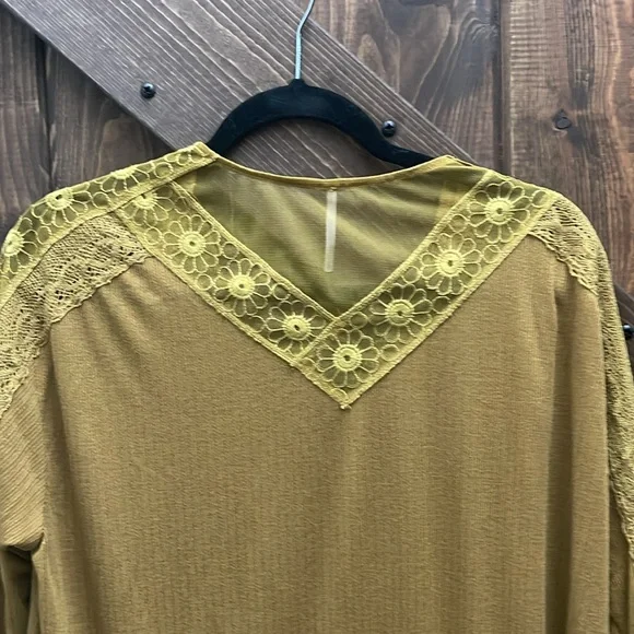 NWOT - Free People Lola Long Sleeve Mustard Colored Top Size XS P2P: 28 - Picture 10 of 15